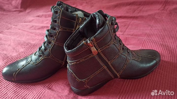 Ботинки Carnaby женские кожаные 41 размер новые