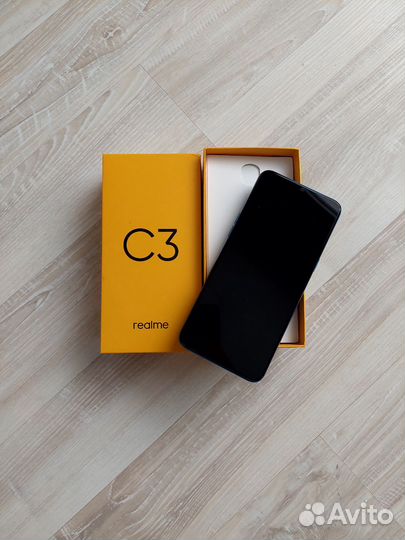 realme C3, 3/32 ГБ