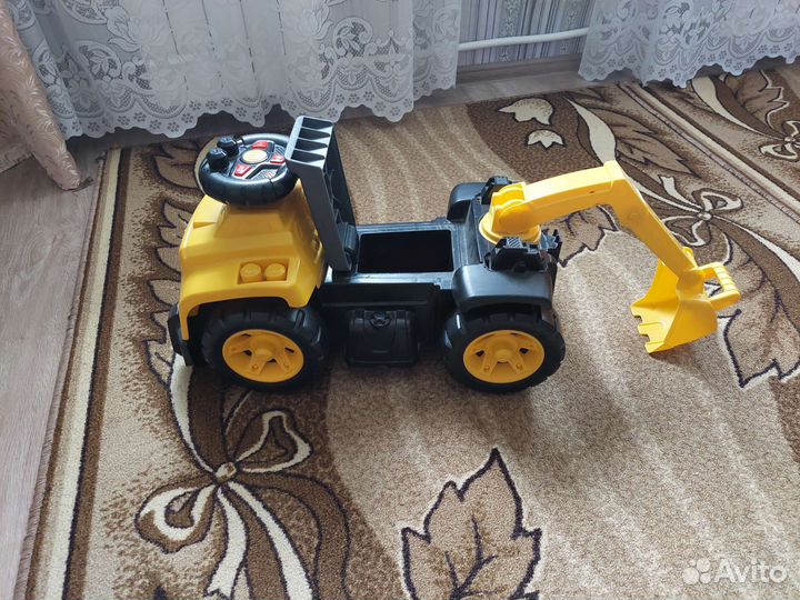 Конструктор Mega Bloks экскаватор