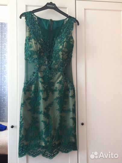 Платье вечернее