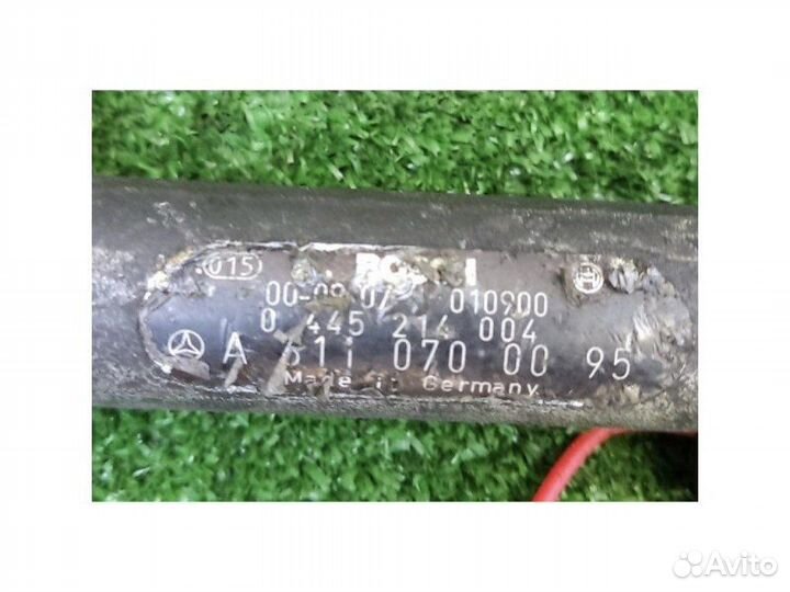 Топливная рампа Mercedes C W203 2.2 2004