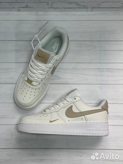 Кроссовки Nike Air Force 1 Low Essential