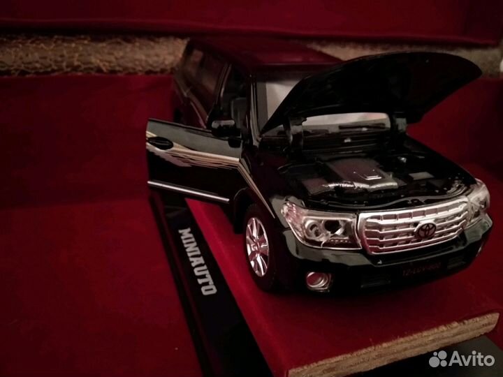 Toyota land cruiser 200