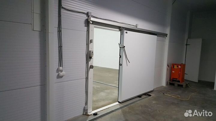 Двери для холодильной камеры