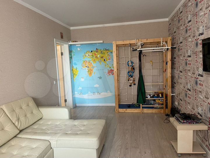 2-к. квартира, 76 м², 10/21 эт.