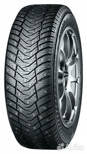 Yokohama IceGuard Stud IG65 215/60 R16