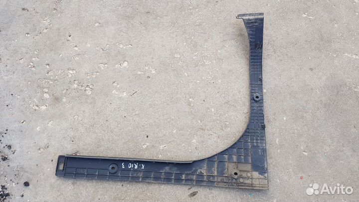 Обшивка багажника kia rio 3
