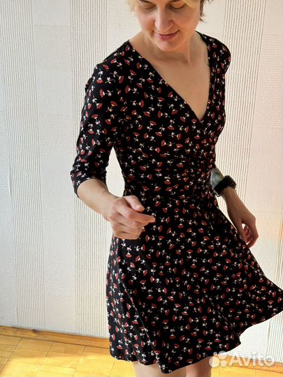 Платье женское