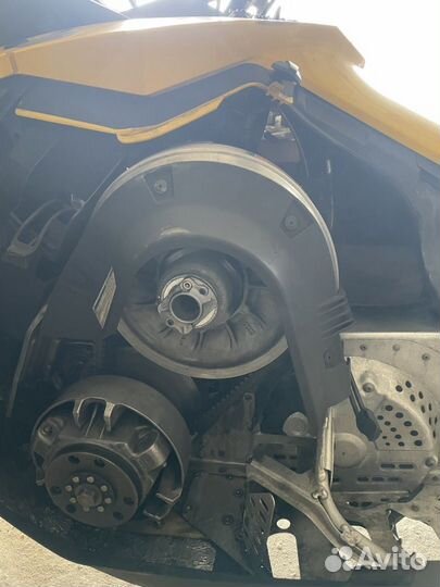 Снегоход BRP Ski-doo Summit 800