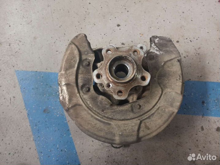 Поворотный кулак задний правый BMW X5 G05