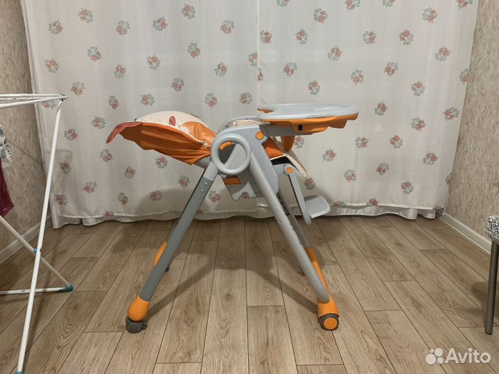Стульчик для кормления chicco