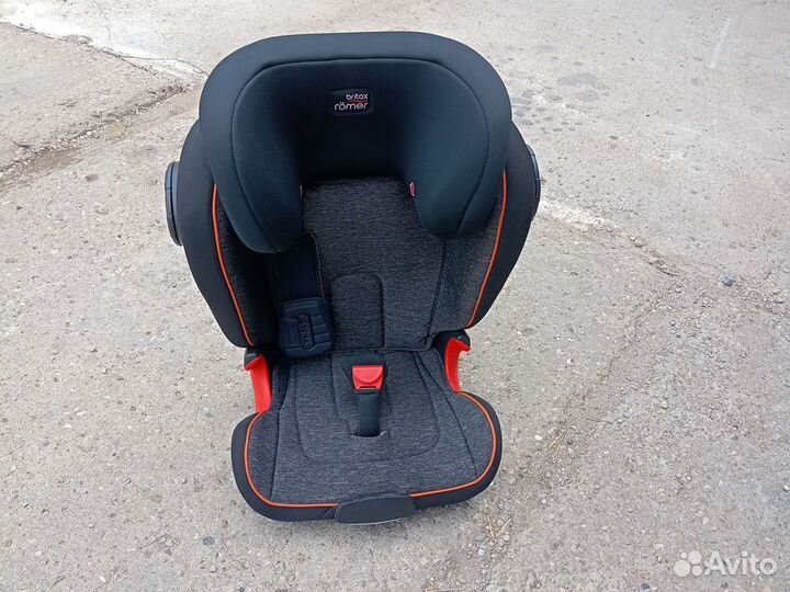 Детское автокресло 15 до 36 кг britax romer kidfix