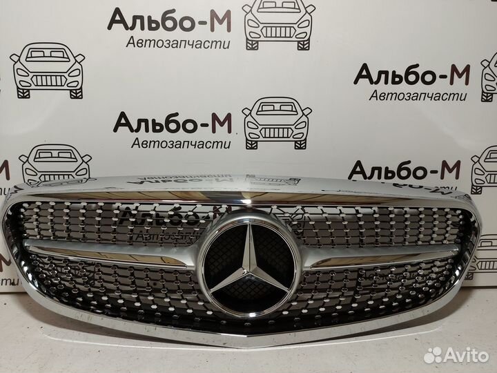 Mercedes C-Class W205 Решетка радиатора Diamond