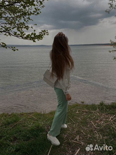 Женский спортивный костюм