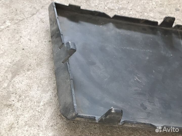 Накладка на передний бампер Volkswagen T4 (3921)