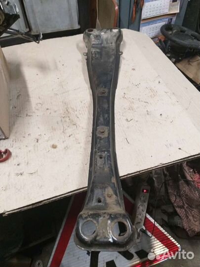 Балка продольная nissan almera N16 N15