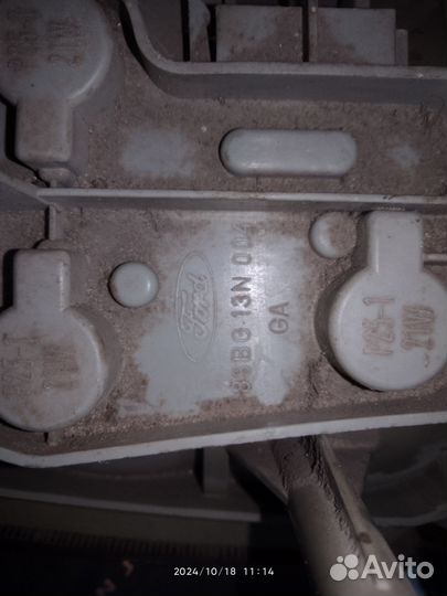 Фонари задние Форд Скорпио универсал