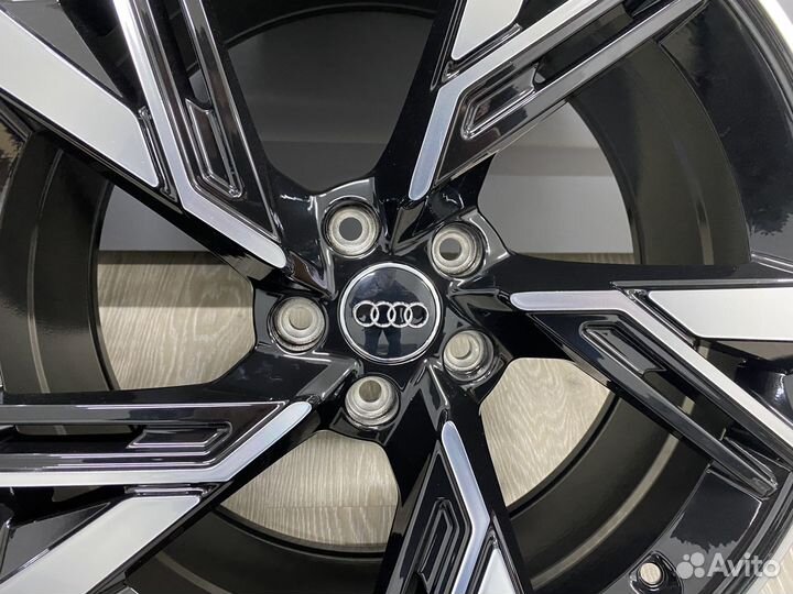 Диски r19 5x112 Audi RS новые