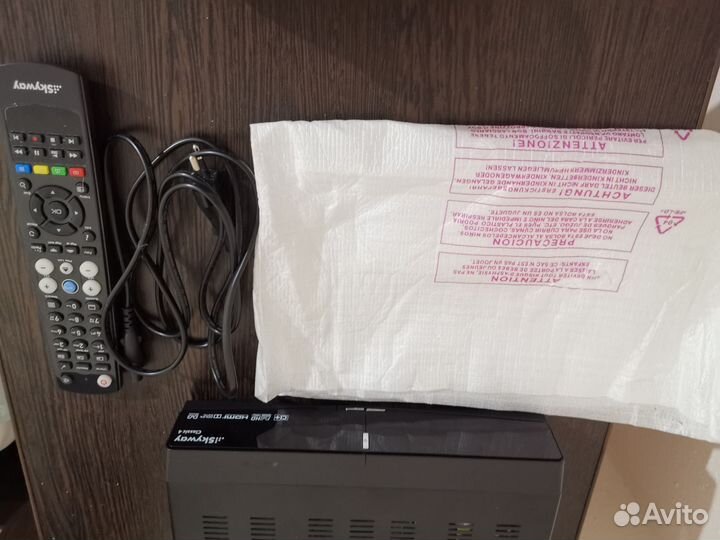 Спутниковый ресивер Skyway Classic 4