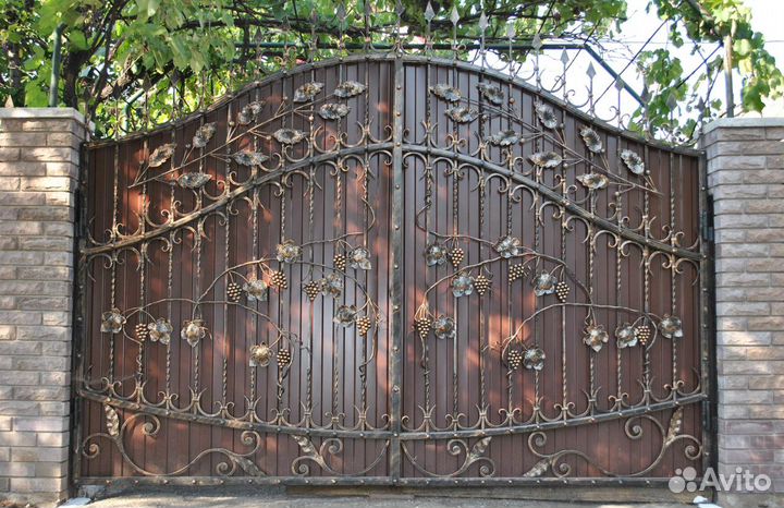 Кованые ворота