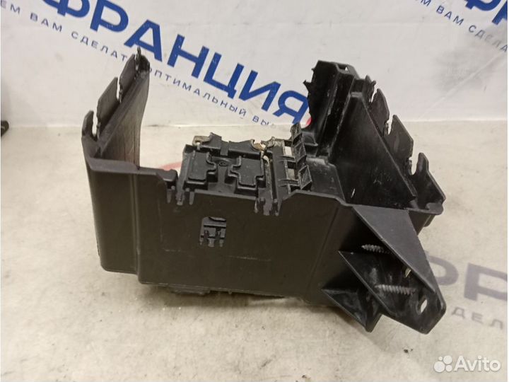 Корпус акб peugeot 207