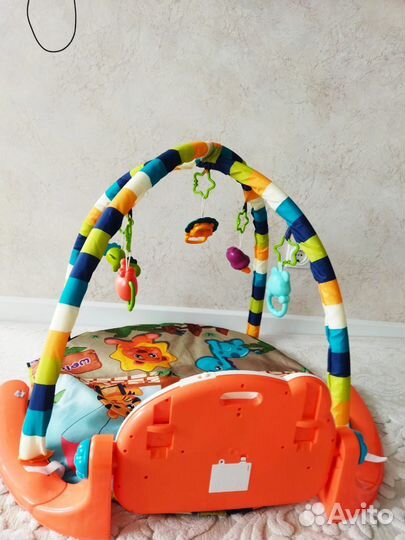 Развивающий коврик