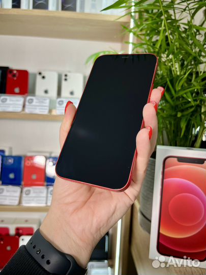 iPhone 12, 64 ГБ