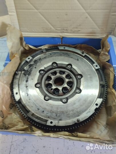 Маховик двухмассовый для VW, Skoda, Audi