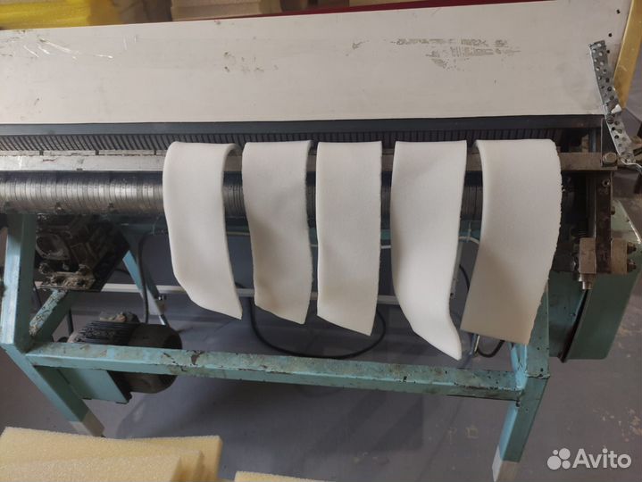 Станок для продольной нарезки поролона
