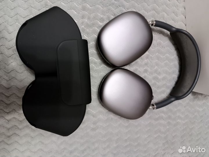 Наушники AirPods max