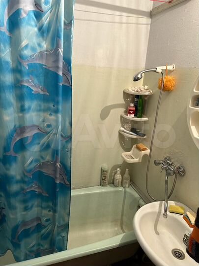 2-к. квартира, 54 м², 1/9 эт.