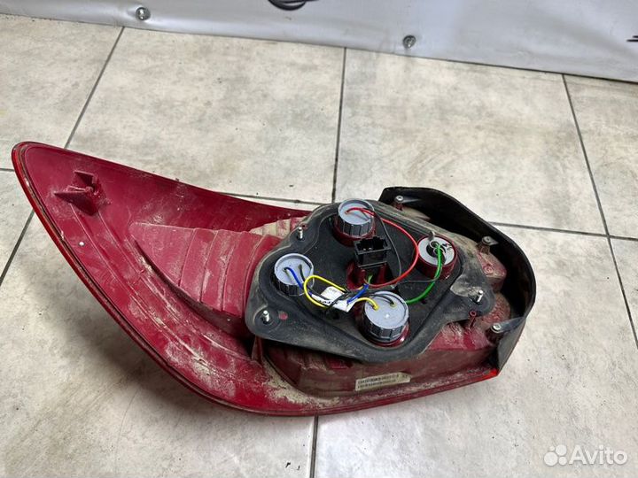 Фонарь задний правый Лада Гранта лифтбек 11186