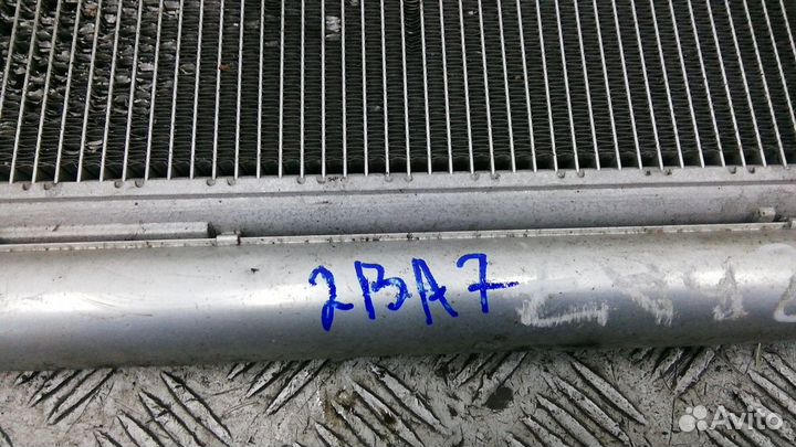 Радиатор кондиционера на Toyota Camry V40