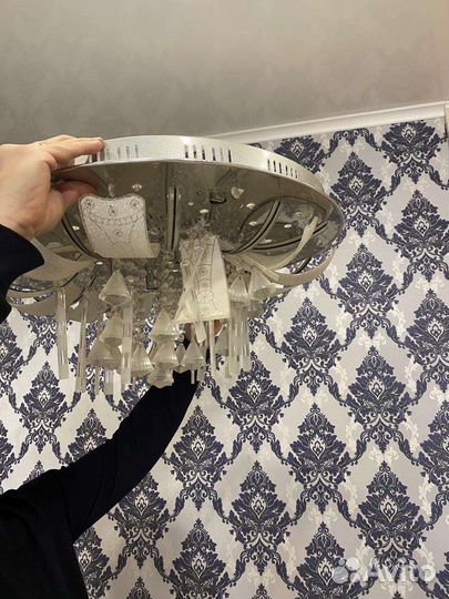 Люстра с светодиодами