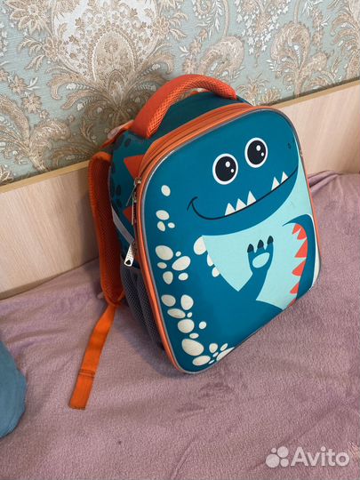 Школьный рюкзак