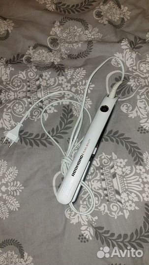 Выпрямитель для волос Redmond