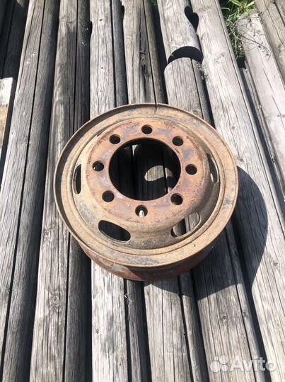 Японские диски (грузовые ) r 20 с Isuzu giga