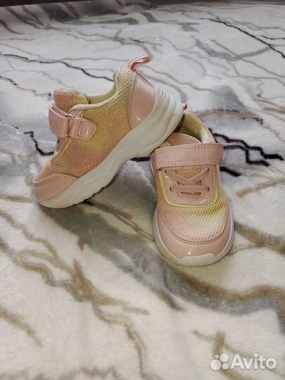 Детская обувь(22,23,24р)