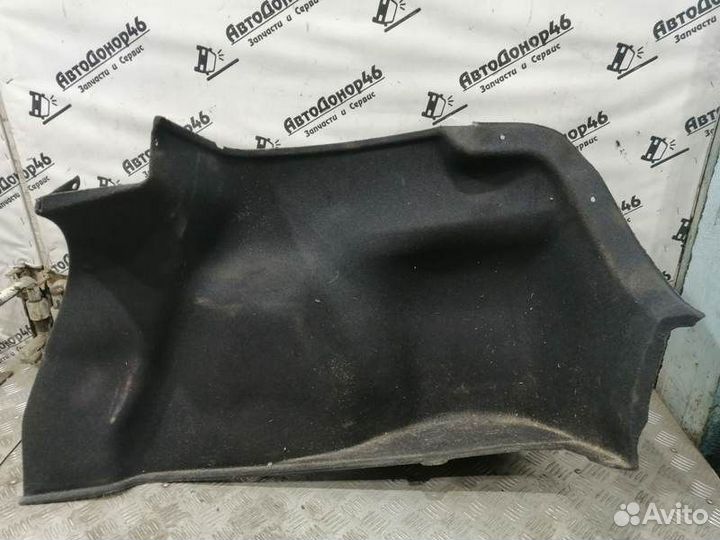 Обшивка багажника седан правая Kia Rio 4