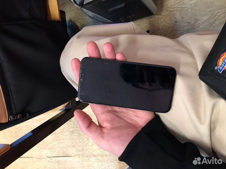 iPhone Xs, 64 ГБ
