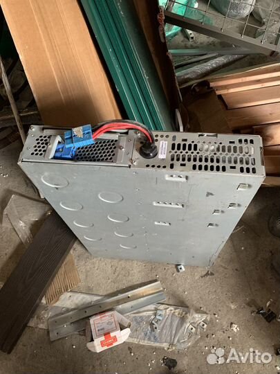 Интерактивный ибп -UPS SUA3000RMI2U