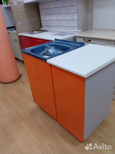 Комплект мебели для кухни