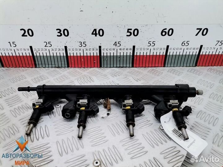 Форсунка Peugeot 308 T7 2009 1984G7