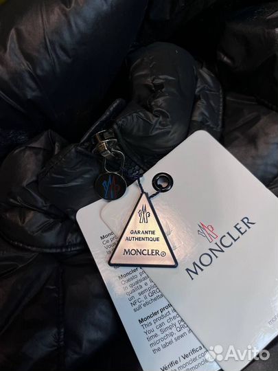 Пуховик Moncler Maya