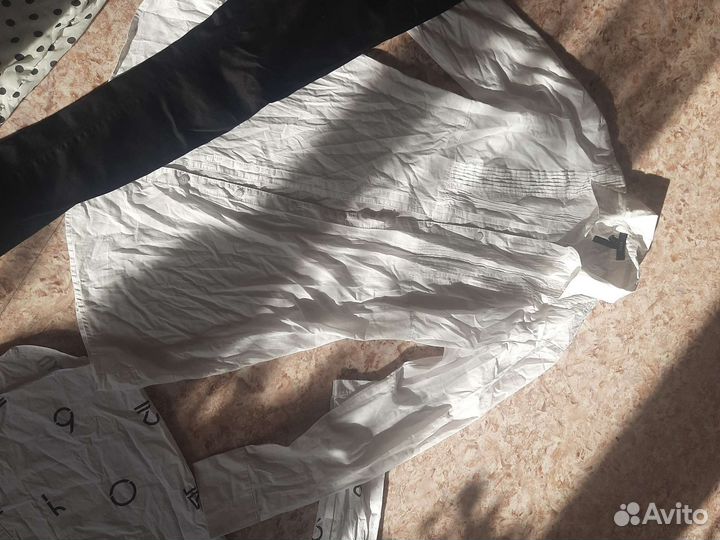 Школьные блузки и черные штаны рост 158 164