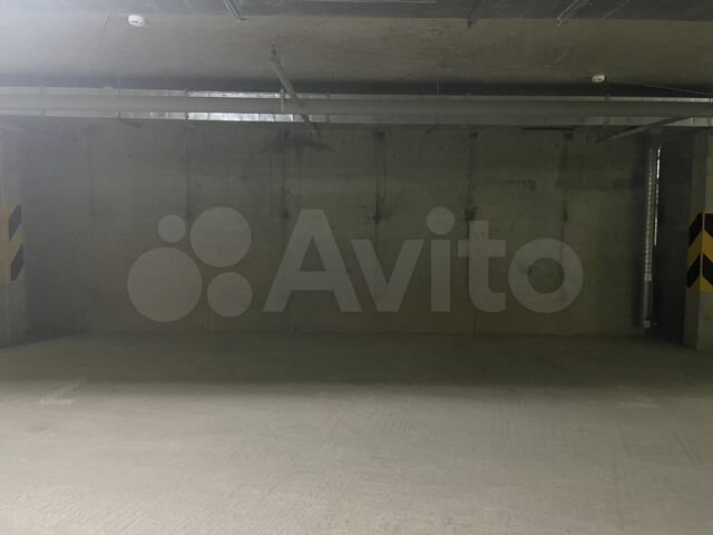 Машиноместо, 25 м²