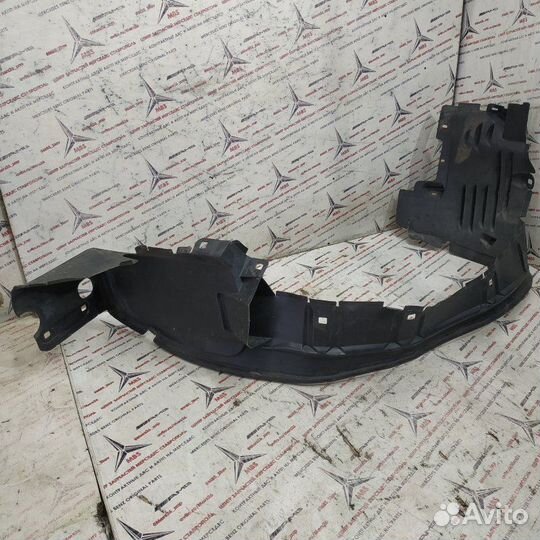 Подкрылок передний правый Mercedes E-Class W210