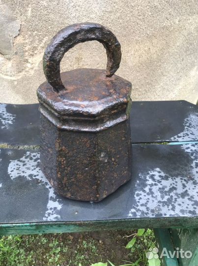 Царская гранёная гиря, 1 пуд (16 кг)