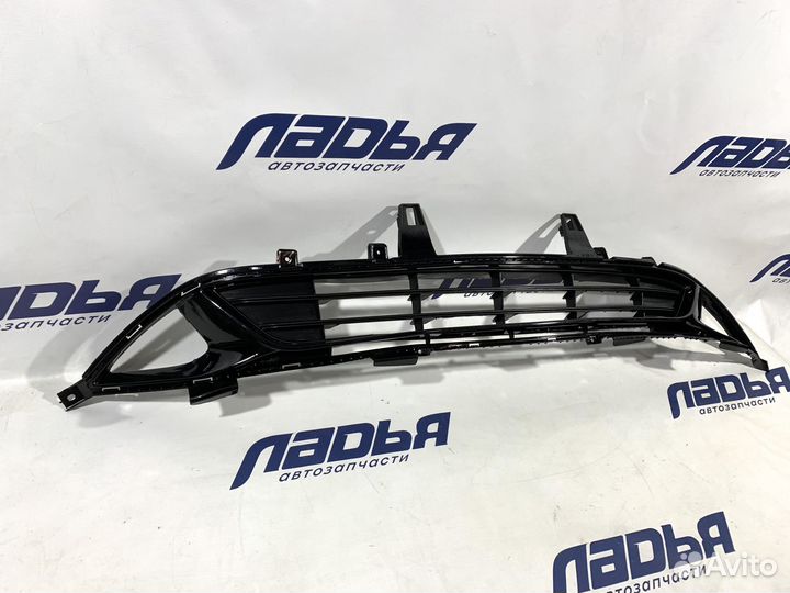 Решетка бампера KIA optima 18-20 наружняя (окантов