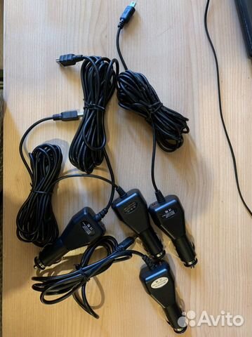 Автомобильный адаптер для видеорегистратора